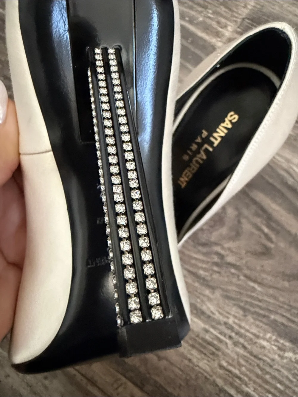 Saint Laurent off white Pointed Toe Pumps with silver Crystal Tip - Picture 6 of 9